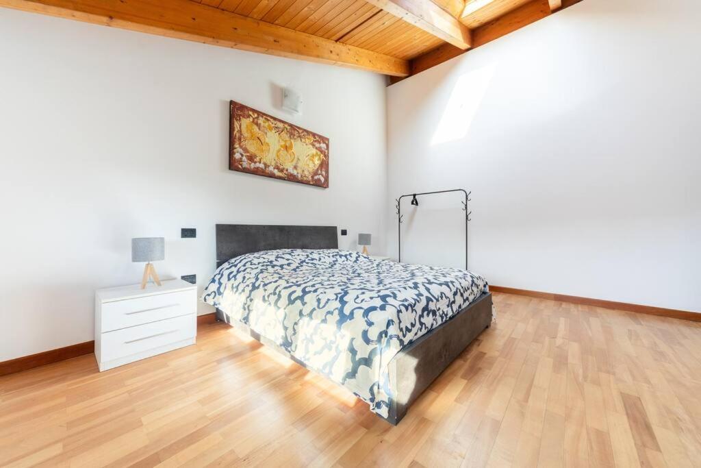Appartamento Unico A Bologna Con 3 Camere E Parcheggio Gratuito Bolonha Exterior foto